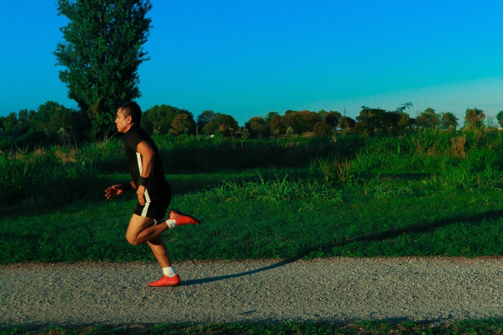 Best Time for Gym Workout: Morning or Evening? edagar antoni ann xr6jbi tij4 unsplash