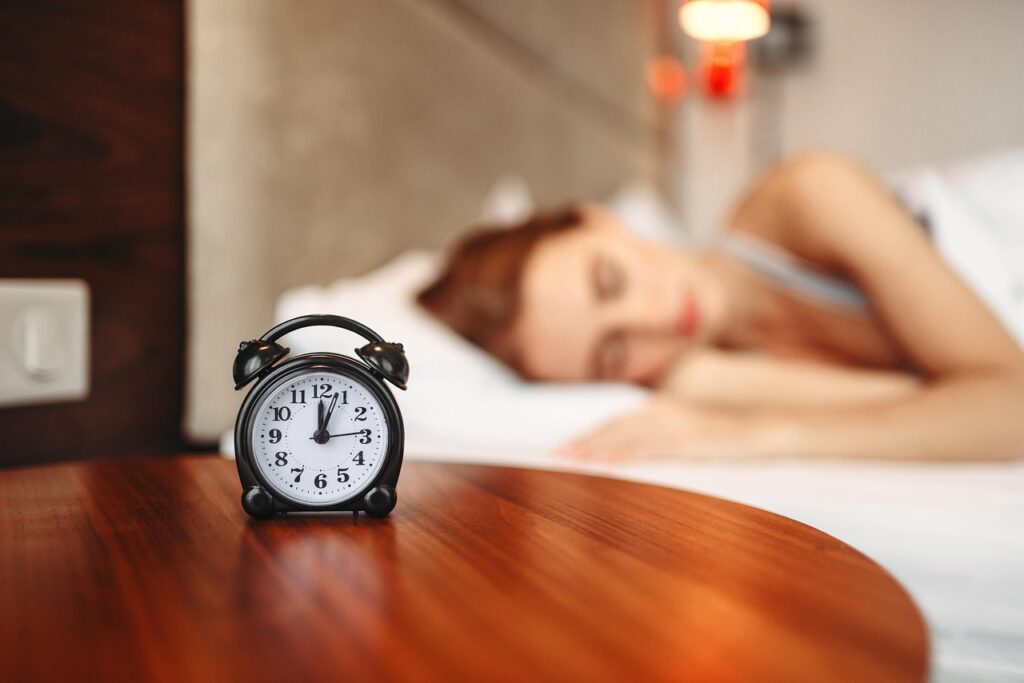 alarm clock 4568283 1280