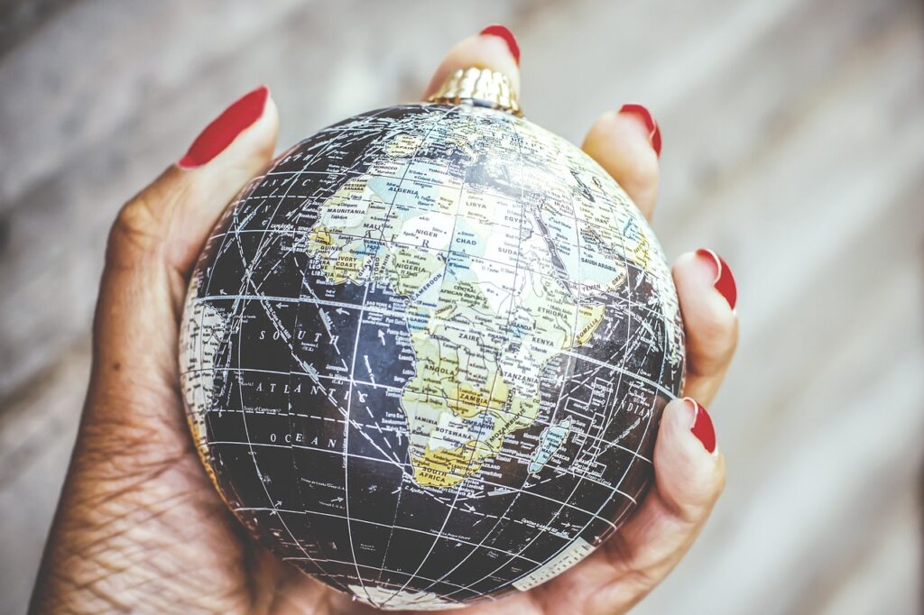 My Journey to Reclaiming Mental Clarity in a Digital World thaniarodrigues world 4959653 1280